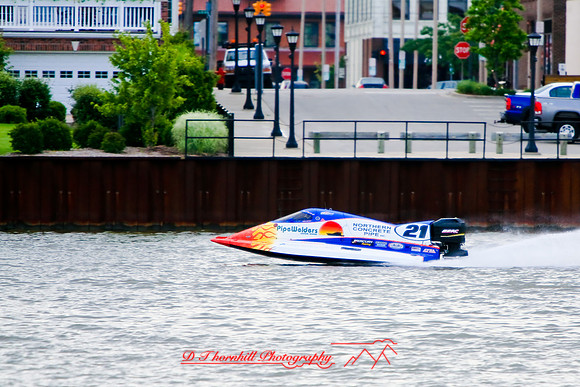 river_roar-saturday-2008_14.jpg