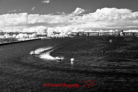 river_roar-inrared-2008_11.jpg