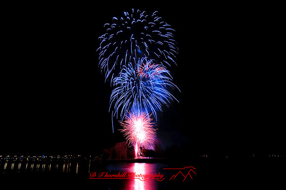 fireworks-christmas-2008_07.jpg