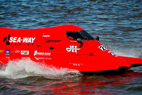 river-roar-friday-2009_076.jpg