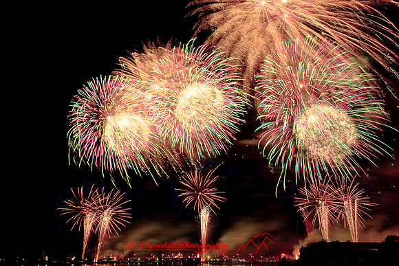 bay-city-fireworks-2009_37.jpg