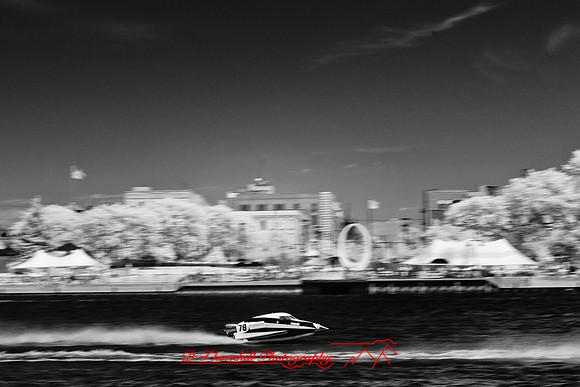 river-roar-2011-infrared-08