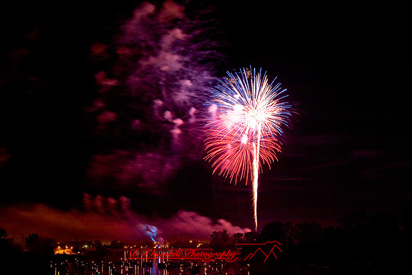 saginaw_fireworks-2008_18