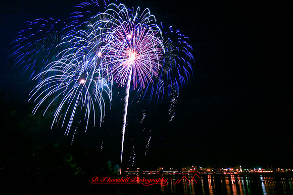 bc-fireworks-2007-09