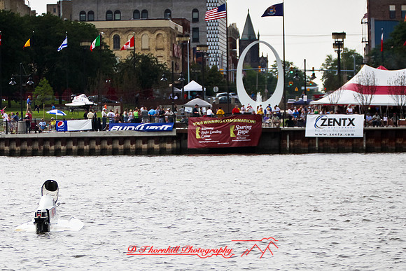 river-roar-random-2010_51