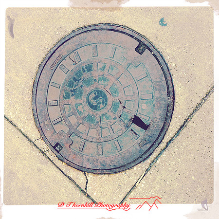 iPhone-2018-manholes-002