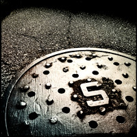 iphone-2014-manhole covers-010