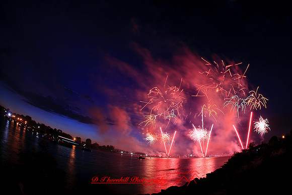 bay-city-fireworks-kath-2011-08