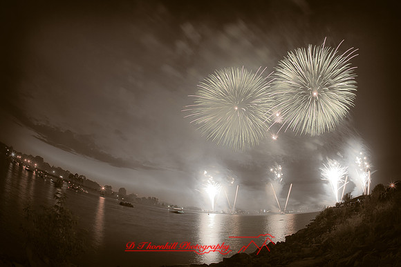 bay-city-fireworks-kath-2011-06