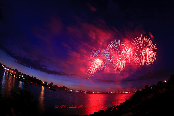 bay-city-fireworks-kath-2011-05