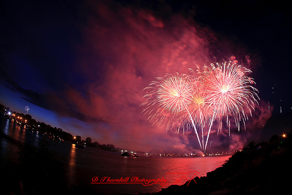 bay-city-fireworks-kath-2011-09