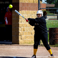 meg sofball 2022.05.23 - 005