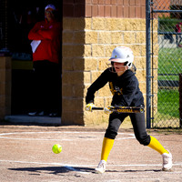 meg sofball 2022.05.23 - 002