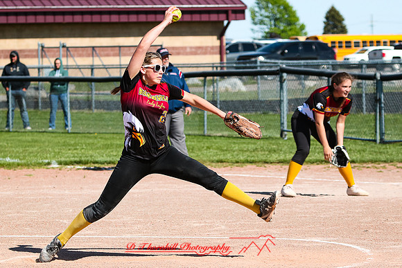 meg sofball 2022.05.23 - 019
