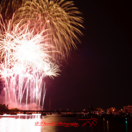 bay-city-fireworks-2013-147-nas