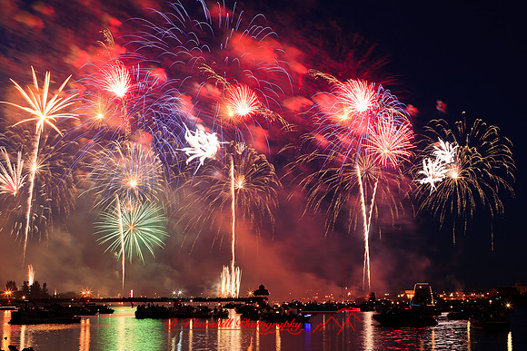 bay-city-fireworks-2012-images-kath-14