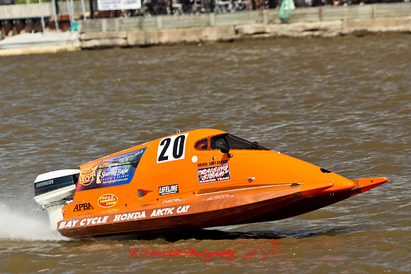 river-roar-2011-saturday-boats-041