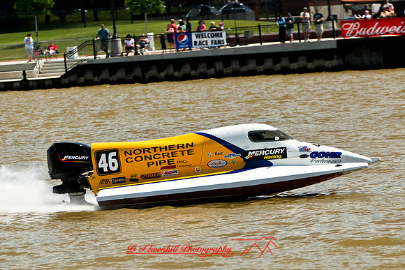 river-roar-2011-saturday-random-054
