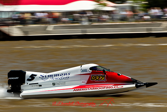 river-roar-2011-saturday-random-069