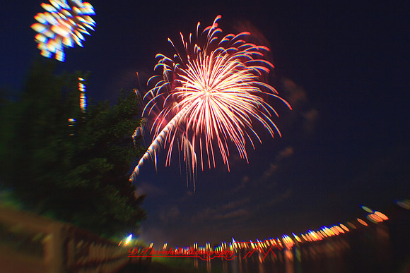 bay-city-fireworks-2012-images-funky-13