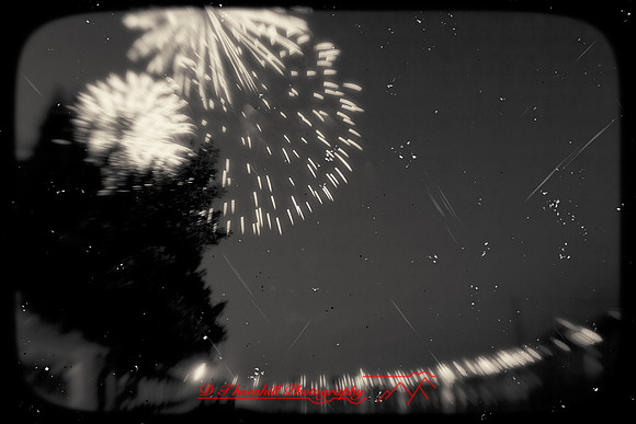 bay-city-fireworks-2012-images-funky-08-nas
