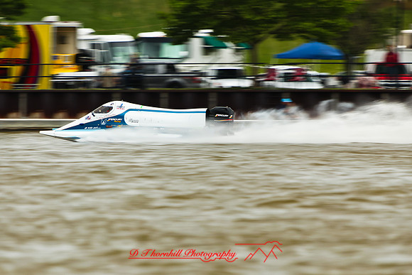 river-roar-2011-firday-boats-04