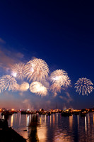 bay-city-fireworks-2012-images-ghosts-01