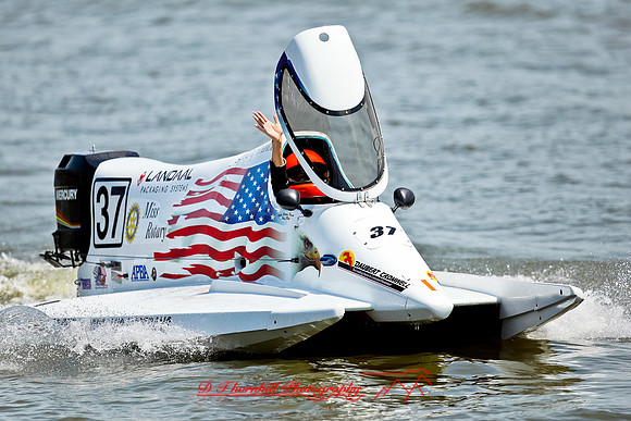 river-roar-2012-sunday-random-020