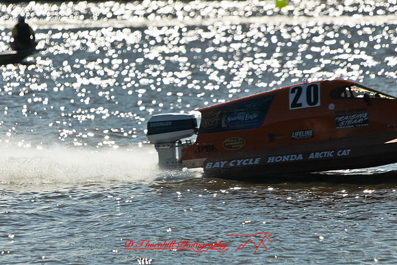 river-roar-2011-saturday-random-012