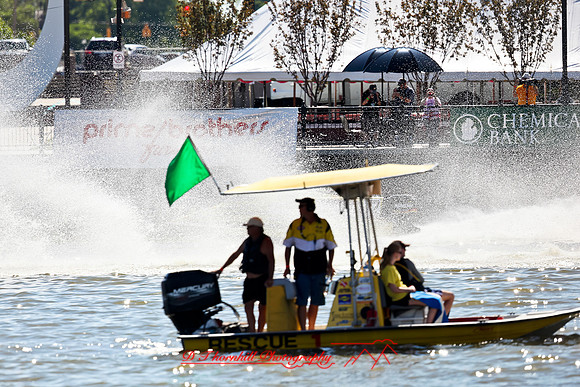 river-roar-2012-saturday-random-010