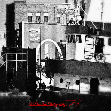 bay_city_struck-ship-2013-030-nas