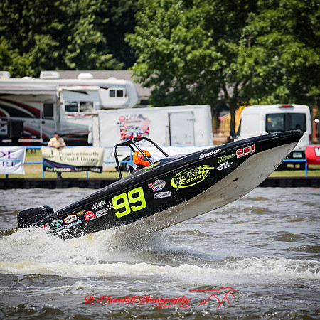 rocking on the river-2019-139