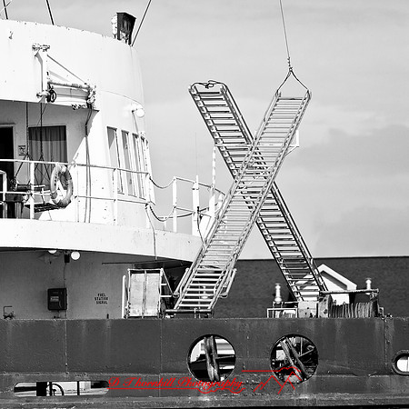 bay_city_struck-ship-2013-018