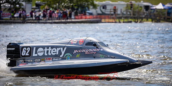 rocking on the river-2019-051