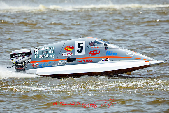 river-roar-2013-sunday-boats-057