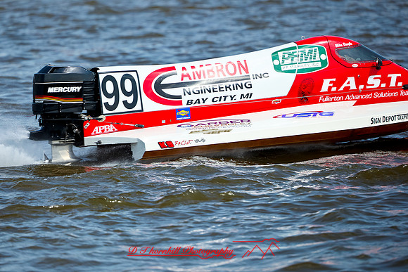 river-roar-2013-sunday-boats-110