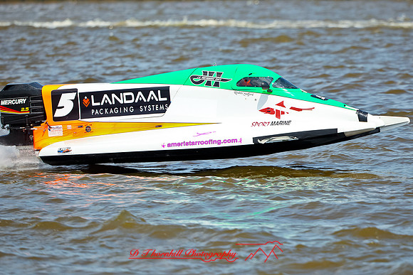 river-roar-2013-sunday-boats-101