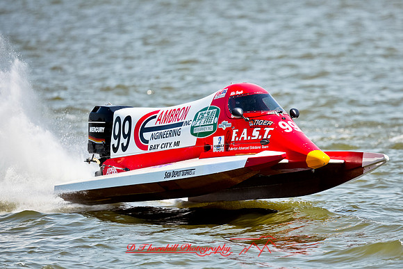 river-roar-2012-sunday-mid-033