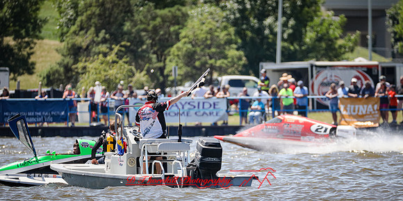 rocking on the river-2019-294