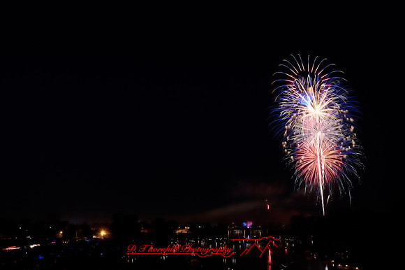 saginaw-fireworks-2010-hdr_01-nik