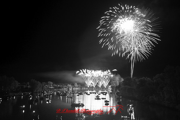 saginaw-fireworks-infrared-2011_10-15