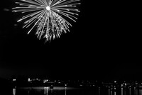 bay-city-fireworks-infrared-2011-02-nik
