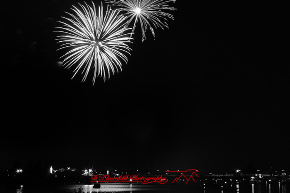 bay-city-fireworks-infrared-2011-05-nik