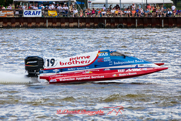 river-roar-fox-racing-2009_37.jpg