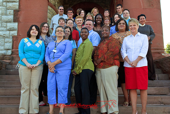 hoyt-workers-group-shot-2009_32.jpg