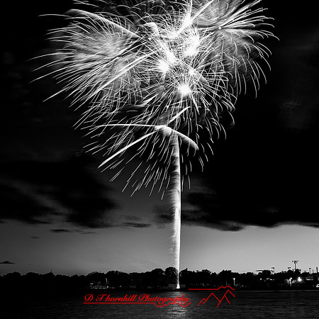 Bay City fireworks 2021 - 002_DxO