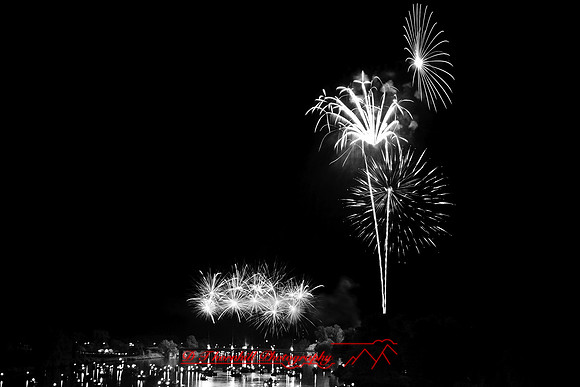saginaw-fireworks-infrared-2011_10-09