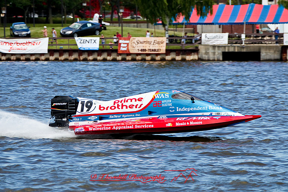 river-roar-fox-racing-2009_08.jpg