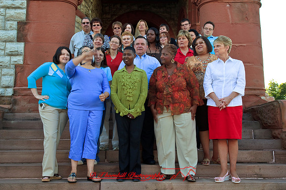 hoyt-workers-group-shot-2009_10.jpg