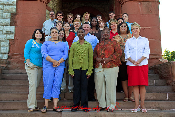hoyt-workers-group-shot-2009_15.jpg